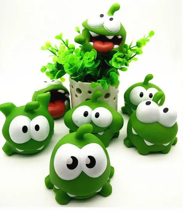 2017 enfants jouets un Pice 7.5*7.5*6.5cm véritable Om Nom action jouet avec pression-sonorité