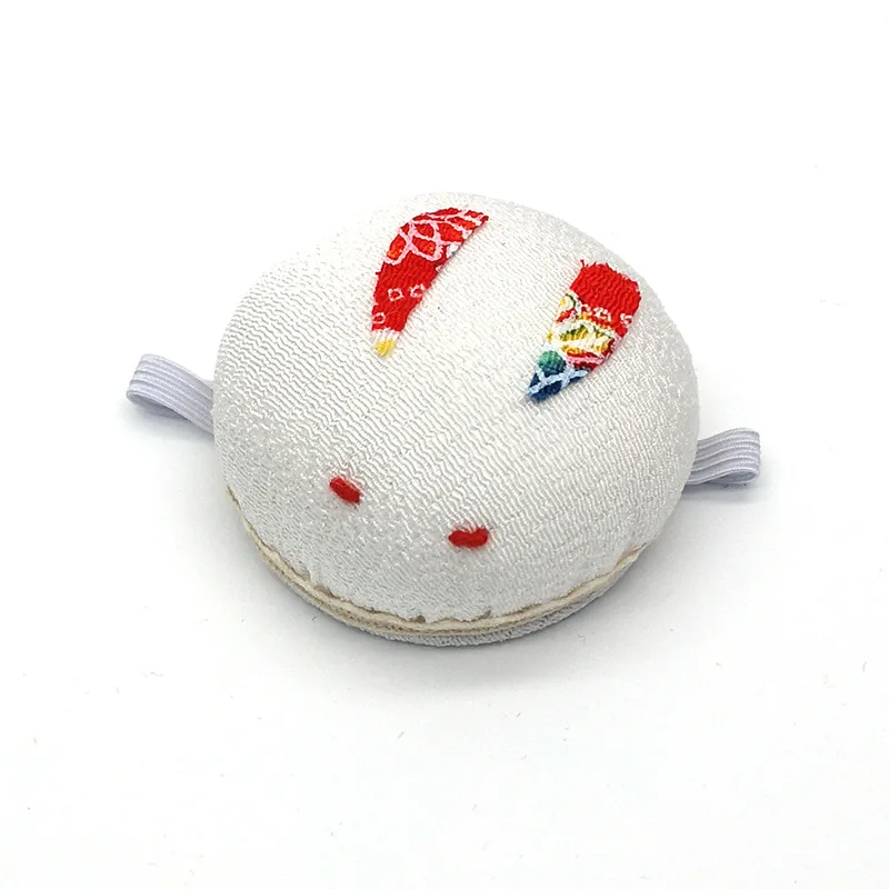 Random Color Cute Rabbit Shaped Needlework Pin Cushion DIY Cross Stitch Tool Wrist Band Pin Inserts Sewing Accessoreis Supplies