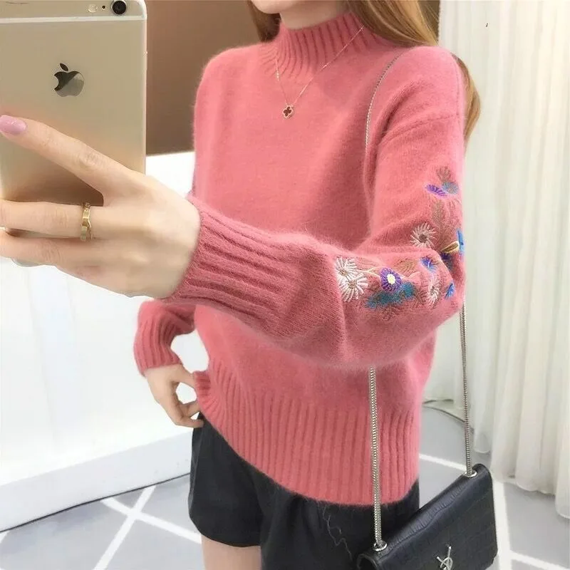 2020New Hot Women Half Turtleneck Embroidered Sweater Female Loose Knitted Pullover Autumn Winter Ladies Casual Jumper pull
