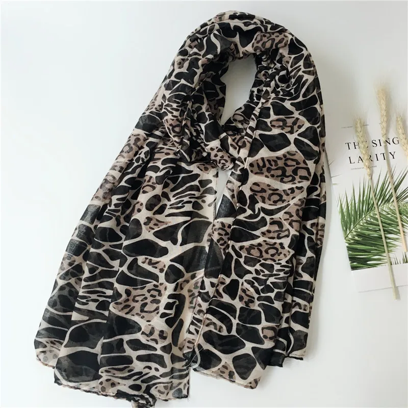 

Classic leopard voile SCARF