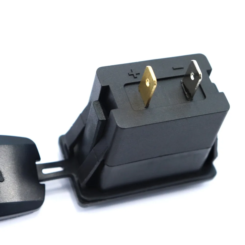 Автомобильный Зарядное устройство двойной USB кабель для зарядки Quick Charge мобильный квадратный для мобильного телефона прикуриватель Водонепроницаемый зарядных порта USB для автомобиля Зарядное устройство 12 V-24 V 5