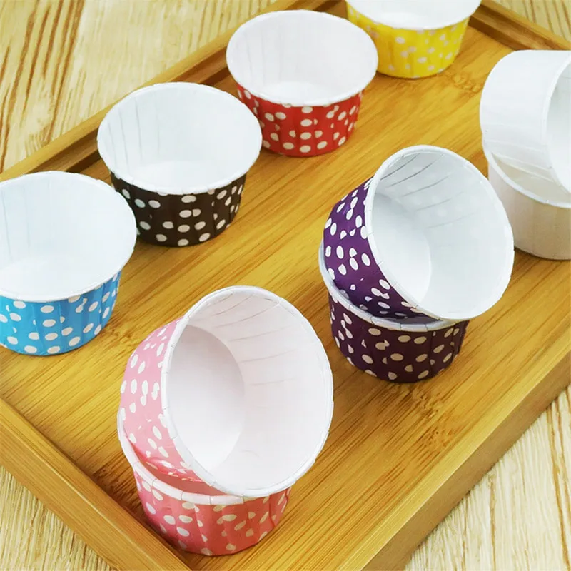 

100pcs 3.8x3x5.8cm Small Baking Cupcake Paper Muffin Cases Cake Box Cup Tray Cake Mold Christmas Wedding Party Decoration