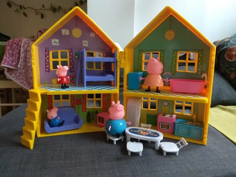 Peppa Pig серии развивающие детские игрушки модные роскошные вилла спортивный автомобиль семья полная роля кукла Фигурка модель детские