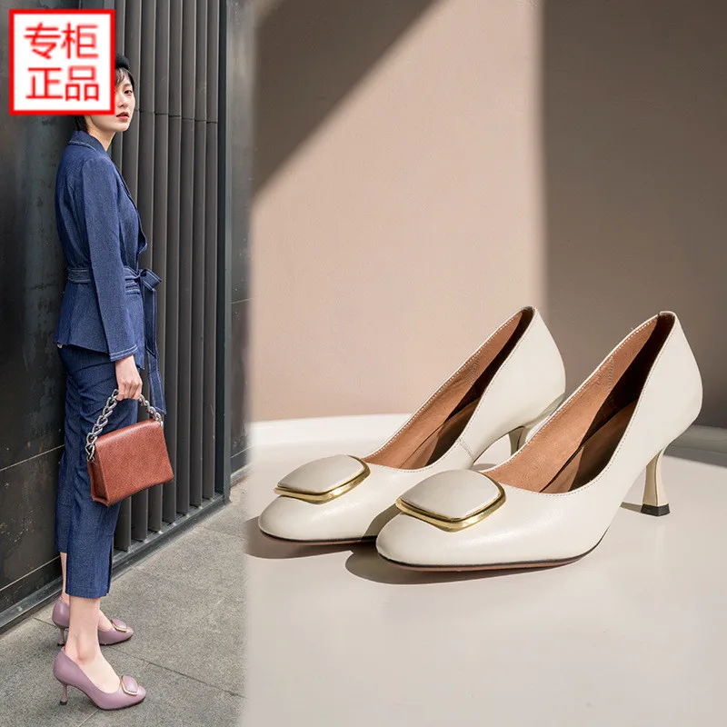 

2019 Spring New Style Cowhide Soft Leather round-Toe Metal Soft-Sole Low Heel Fashion WOMEN'S Shoes Black And White Double Color