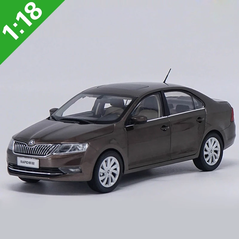 1:18 Skoda Rapid 2018 модель автомобиля из сплава статическая металлическая Оригинальная
