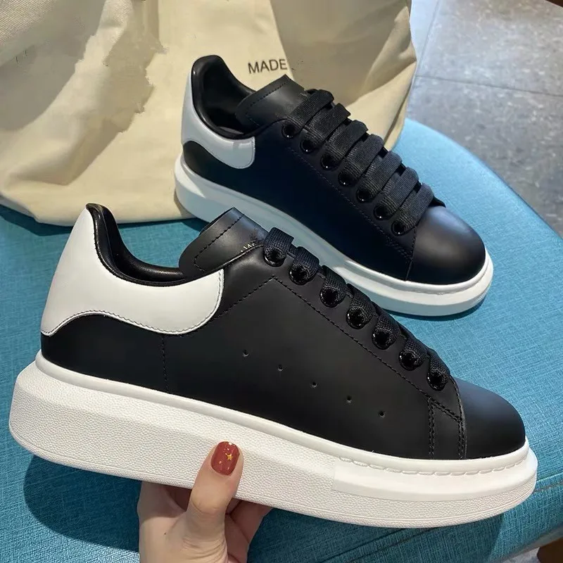 Big Sale Zapatos de marca de diseño de lujo para hombre y mujer, zapatillas informales con cordones de cabeza redonda, suelas gruesas, zapatillas blancas y negras y9VKME1xeVX