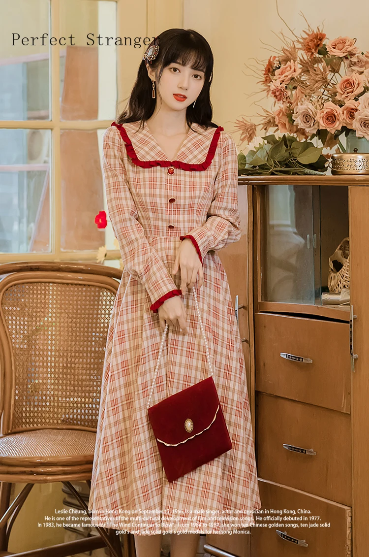 2021 Spring Autumn New Arrival High Quality Retro Korean Peter Pan Collar Plaid Long Sleeve Women Long Dress