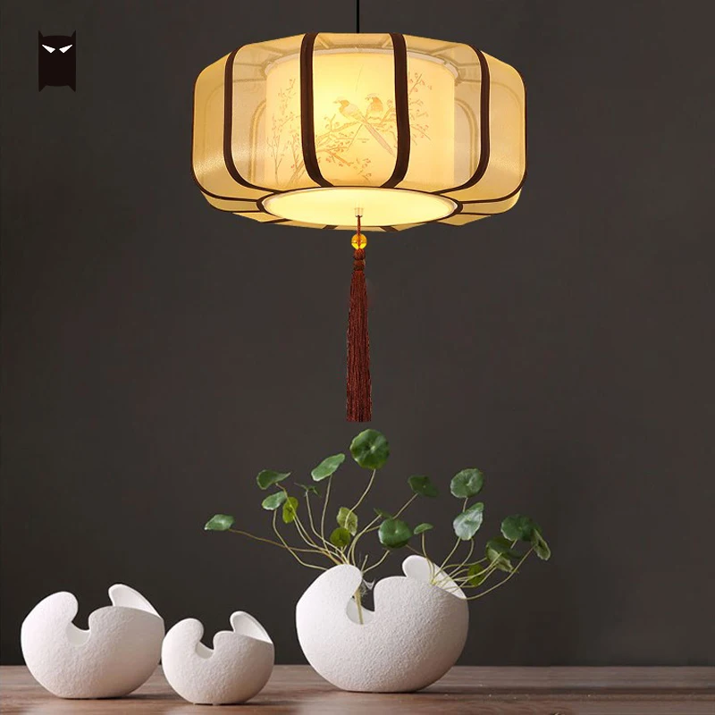 

Hand Painting Bird Fabric Shade Round Lantern Pendant Light Fixture Chinese Style Hanging Ceiling Lamp for Dining Table Room
