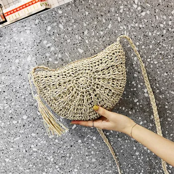 

Women Semicircle Handbags Vintage Woven Shoulder Crossbody Beach Bag Tassel Straw Weaving Messenger Bags Handmade Retro Bags