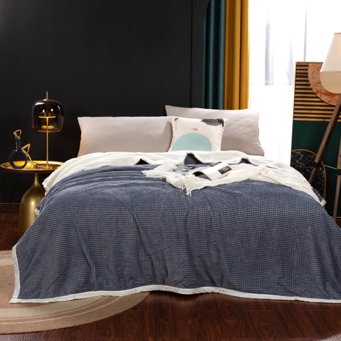 

Adult Blanket Bedspread Plaid on the bed Winter Blankets for Sofas Decorative Flannel Soft Cozy Bedsheet Home Textile Gifts