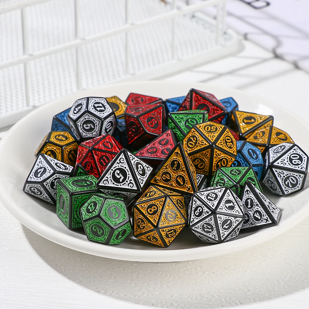Multi-Sided Polyhedral 7-Die Dice Set Game Dice D4 D6 D8 D10 D12 D20 Iidescent Coloful game dice dice set acrylic dice For RPG DND Game Accessories