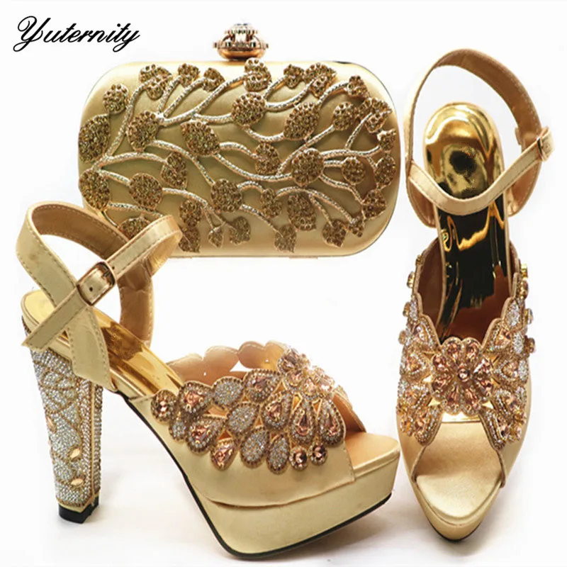 

2019 High Quality Italian Decoration With Rhinestone Shoes And Purse Set Latest Design Peep Toe Ladies Shoes And Bag For Wedding