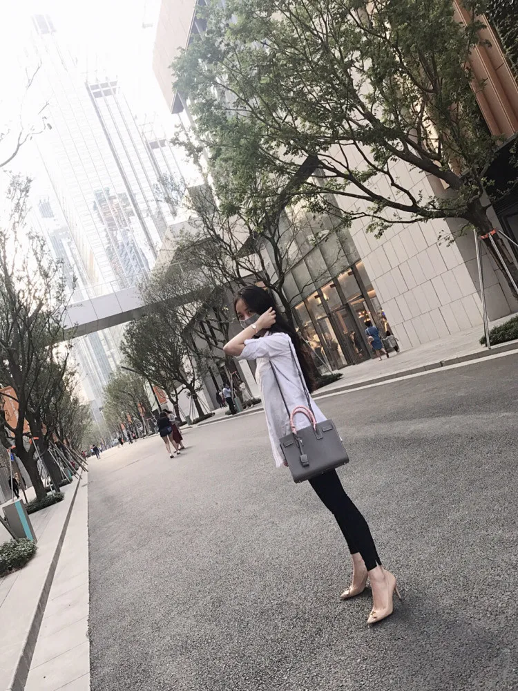 New Cow Leather Tote Bag Commuter Portable Organ Bag Lock Head One-shoulder Slanted Women's Bag