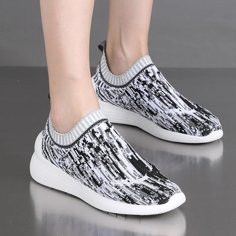 

WOMEN'S Shoes Comfortable And Light Flying Woven Shoes Slip-on Loafers Large Size Fashion Casual Shoes Stable