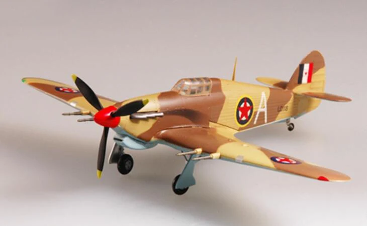 Трубач 1/72 Второй мировой войны MK2 истребитель 37268 Готовая модель продукта