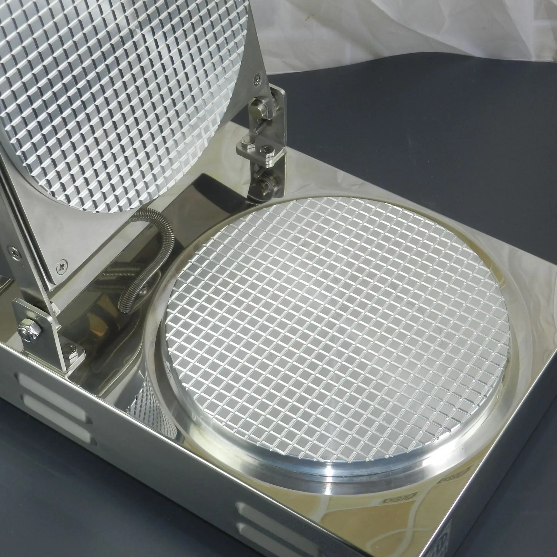 US $435.59 Commercial Ice Cream Cake Press Crispy Machine Cone Making Machine Chicken Egg Roll Machine Cone Making Machine 110v220V