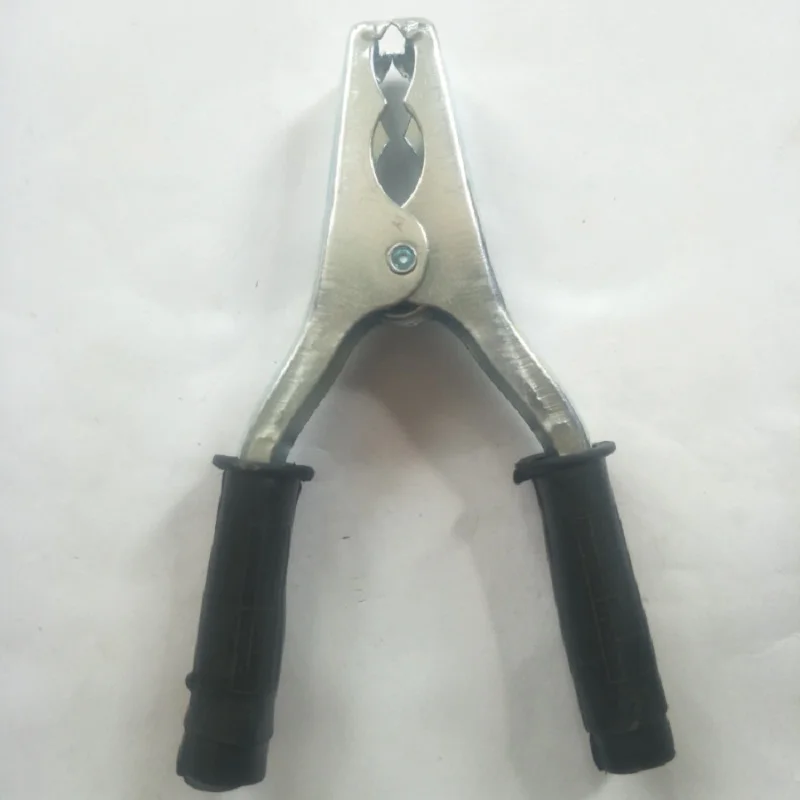 

1Pc 300Amp Welding Ground Clamp Welding Electrode Holder Earth Ground Cable Clip for Welding Clamps Welder Tools
