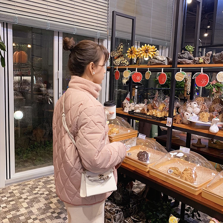 MISHOW осеннее зимнее розовое клетчатое хлопковое короткое пальто женское повседневное однобортное пальто из овечьей шерсти с отворотом Топы MX19D8243
