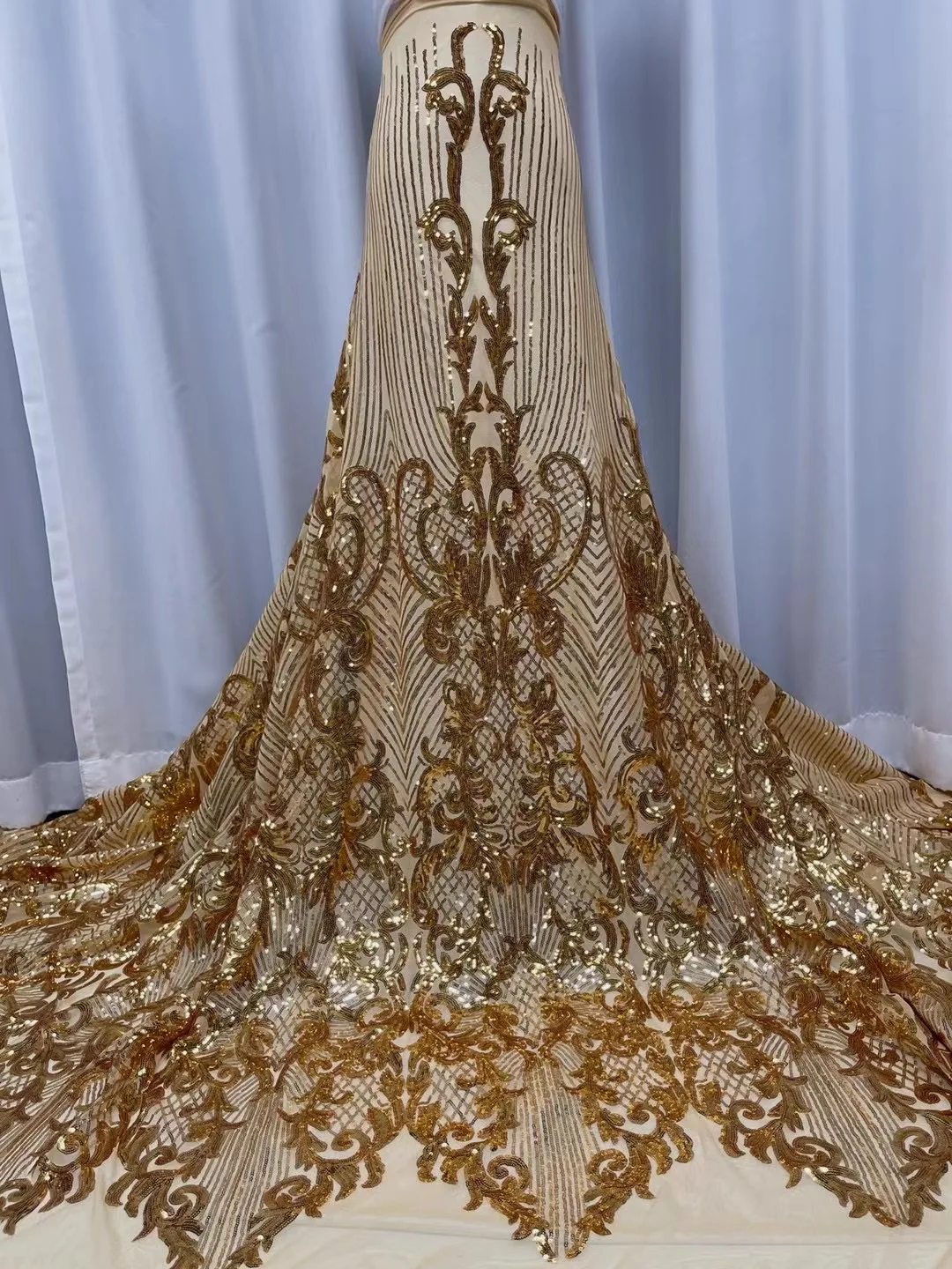 nigeriano lantejoulas tecido de renda ouro alta qualidade laço africano francês tule lantejoulas bordado rendas tecidos para vestido festa