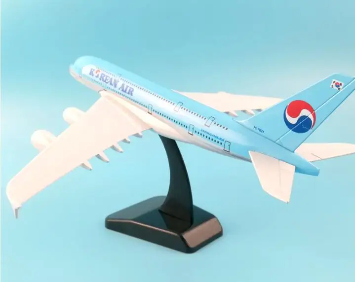 20 см корейский Air A380 модель самолета модели подарок на день рождения 1:400 Рождественский подарок