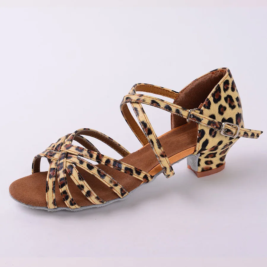 leopard Новая детская обувь для девочек на шнуровке, мягкая подошва, латинский джазовый вальс, обувь для латинских танцев, Брендовая обувь для бальных танцев для девочек - Цвет: leopard