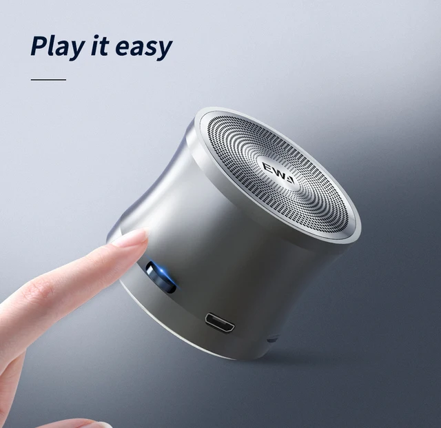 Wewoo - Enceinte Bluetooth Haut-parleur haute intensité EWA A105Basse grande  puissanceBasse puissance TWS Bluetoothtechnologie TF Bleu - Enceintes Hifi  - Rue du Commerce