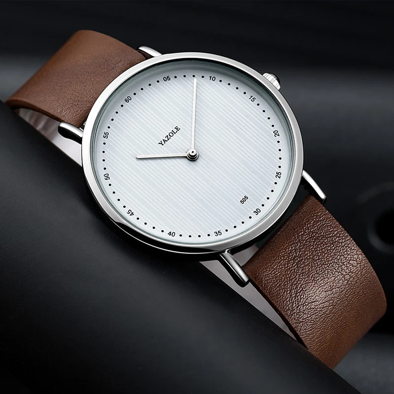 Orologio Uomo YAZOLE In Finta Pelle, Cassa In Acciaio, Quadrante Analogico Con Tre Piccoli Sub-quadranti Decorativi