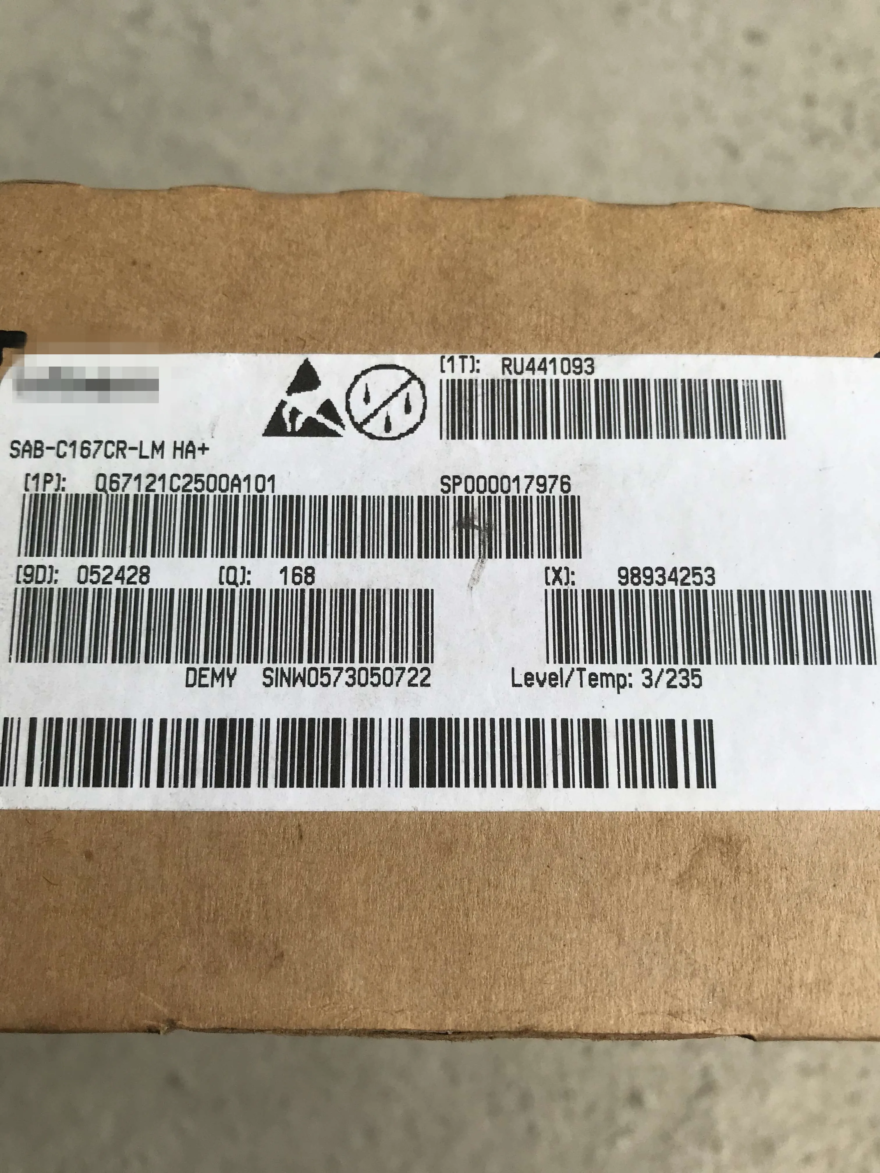 SAB-C167CR-LM HA+ 16 бит микроконтроллеры-MCU 16 бит rom/rom меньше