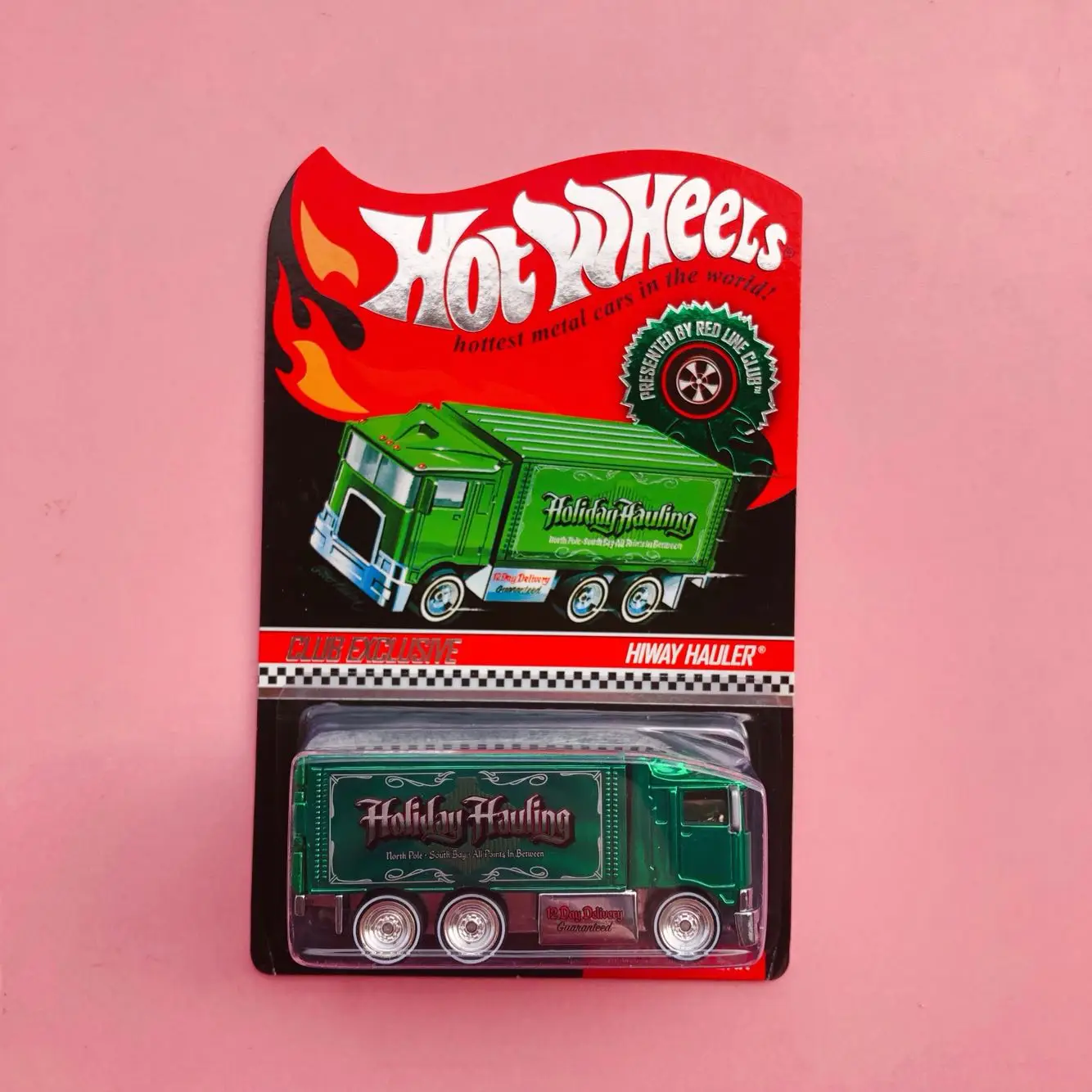 Горячие колеса автомобилей 1/64 Hiway Hauler красная линия клуб Рождество праздник