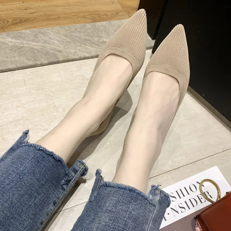 

2019 New Style Shallow Mouth Single Shoes Thin Heeled Semi-high Heeled Black And White with Pattern Work Shoes Online Celebrity