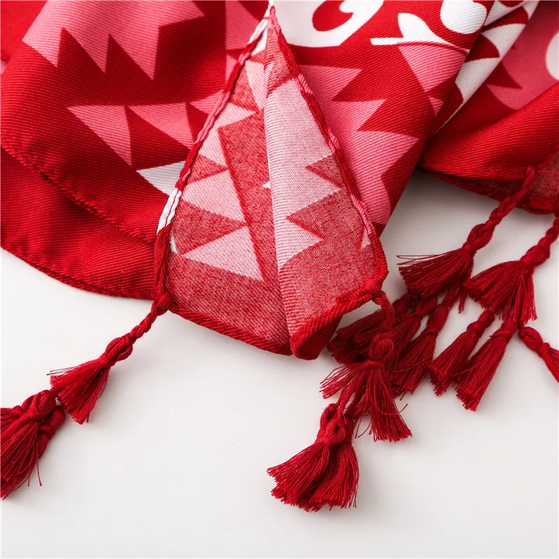 10931183688_906224695