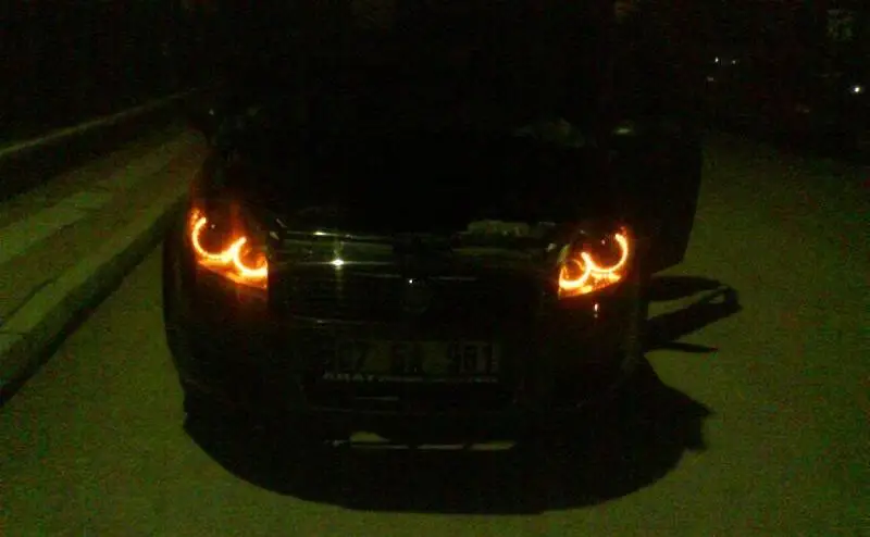 Wifi беспроводной RGB многоцветный светодиодный Angel Eye Halo кольца дневной свет DRL для Fiat Linea 2007 2008 2009 2010 2011 2012 2013