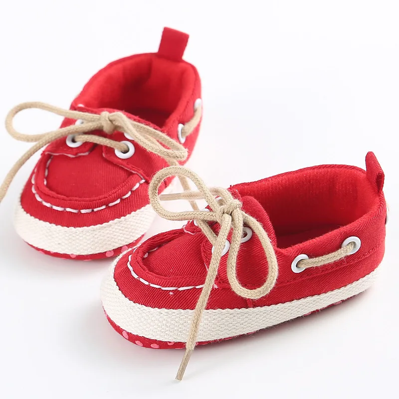 Для мальчиков и девочек от 0 до 1 лет; сезон весна-осень; однотонная парусиновая обувь с вышивкой и кружевом; спортивная обувь для малышей