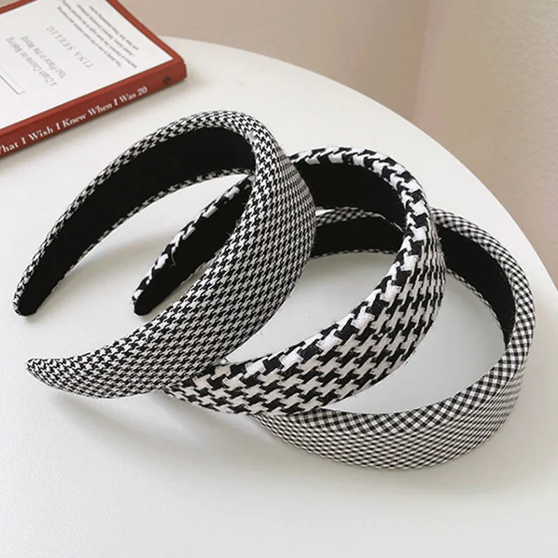 Vintage Lattice Hair Band For Women Fashion Wide Side Thick Non-slip Headband Female Face Wash Make Up Hairband Hair Accessories cotton canvas make up handbags candy color female environmental storage bag reusable foldable eco lauch bag can customized logo