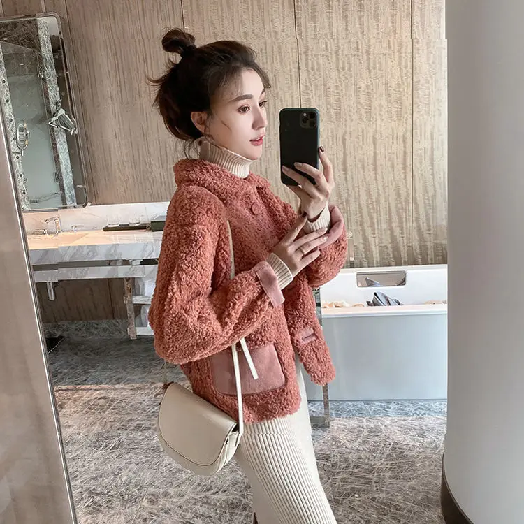

Lamb wool short coat women's fall/winter 2020 fashionable loose slim women's small Korean fashion top