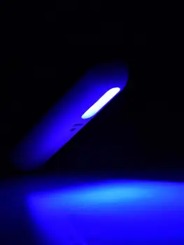 

Handheld UV Disinfection Lamp Ultraviolet Sterilizer Light UVC Germicidal Light Sterilizing Lights For Hotel Home Wardrobe