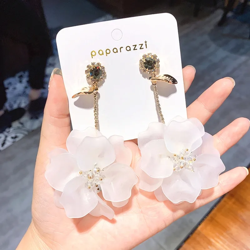 

Petals Earrings Personality Long Drop Earrings for Women 2019 Jewelry Fashion Dangle Earrings Bohemian Preferred Gift