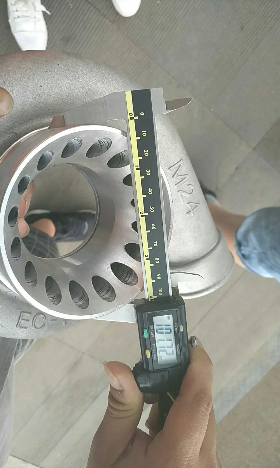 Турбокомпрессор GT35 GT3582 Turbo A/R.70. 63 V-Band корпус турбины