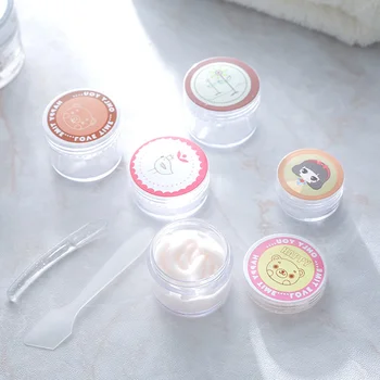 

6 Pcs Make-up Cosmetic Plastic Subpackage Bottle Container Box Case (Random Patterns) and 3 Pcs Subpackage Spoons for Facial Cre