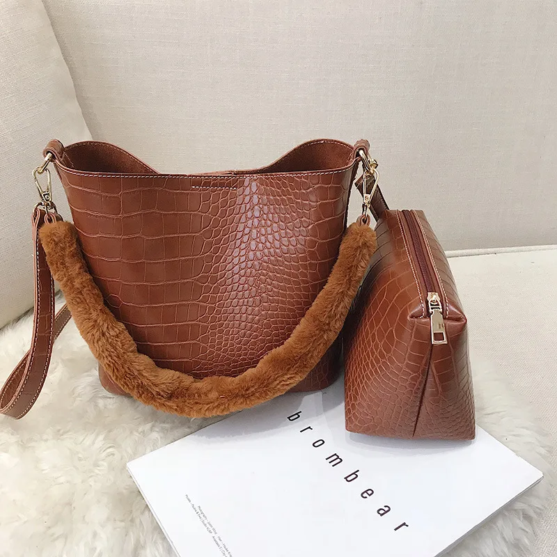 

Embossed Stereo Tote Bag Plush Hand Shoulder Oblique WOMEN'S Bag