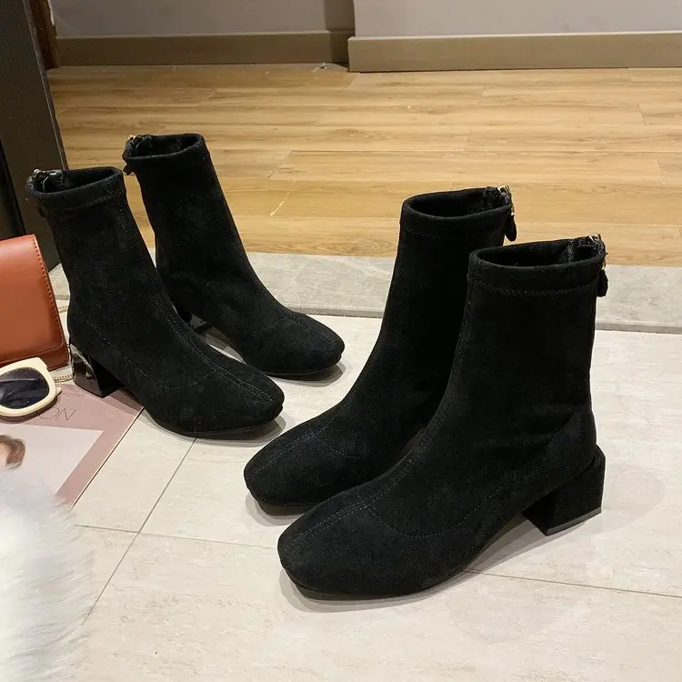 Г. Новые короткие сапоги женские весенние тонкие сапоги носки на каблуке красные тонкие сапоги с сеткой модные эластичные сапоги с квадратным носком