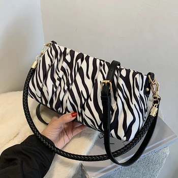 

Celebrity Leopard Women Clutch Bag Baguette Velvet Handbags Designer Printed Zebra Leather Shoulder Crossbody Bags Velour Sac