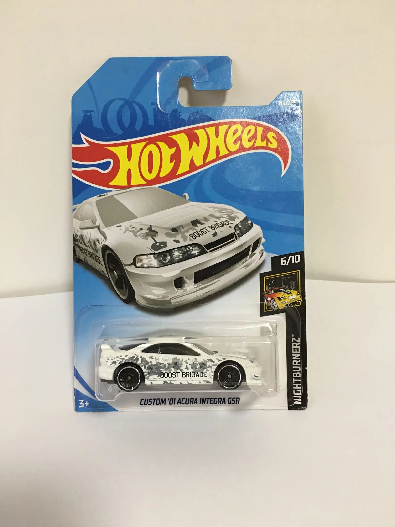 Автомобили Hot Wheels 1/64 CUSTOM 01 ACURA INTEGRA GSR Коллекционная серия металлические Литые
