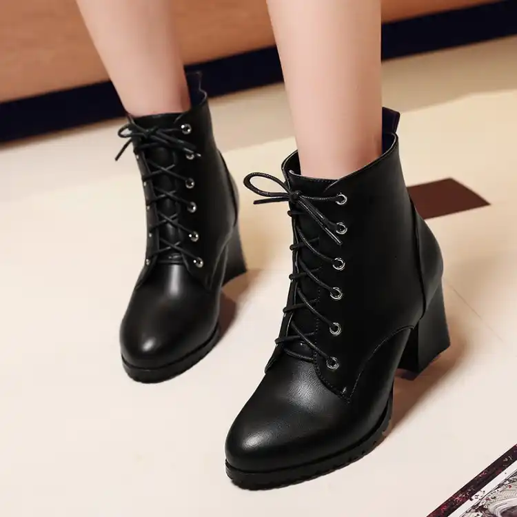 stivali bambina con tacco