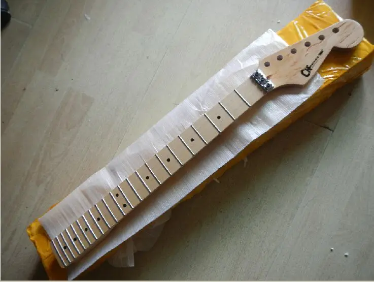 

Wholesale Top quality Canadian maple Charvel Guitar Neck one-piece set neck 22 fret Charvel guitar neck-159