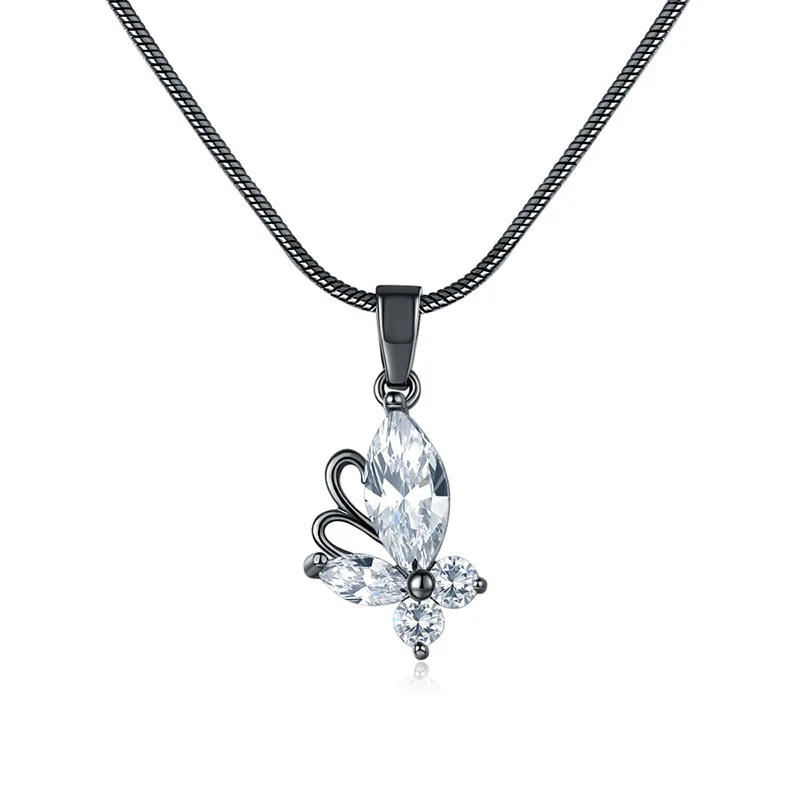 

Europe And America Accessories Versatile qiang hei Necklace Zircon Flower Pendant Creative Winter Sweater Chain Long