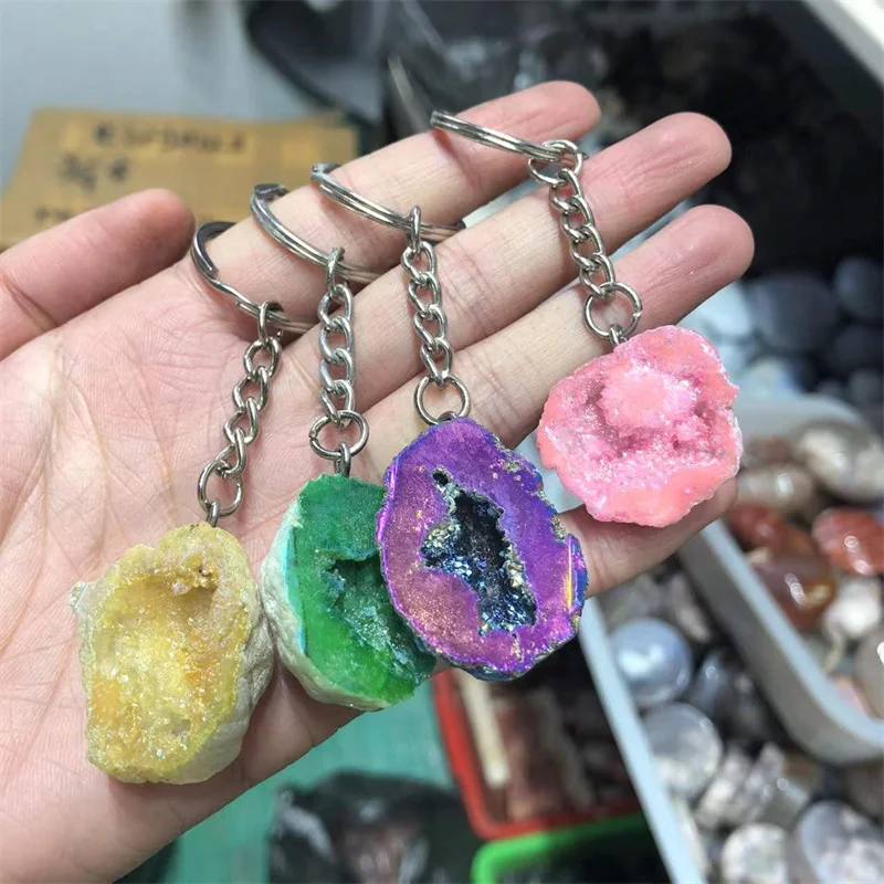 

Natural Stones Aura Agate Geode Keychain Quartz Crystal Healing Gemstones Reiki Decoration Gems