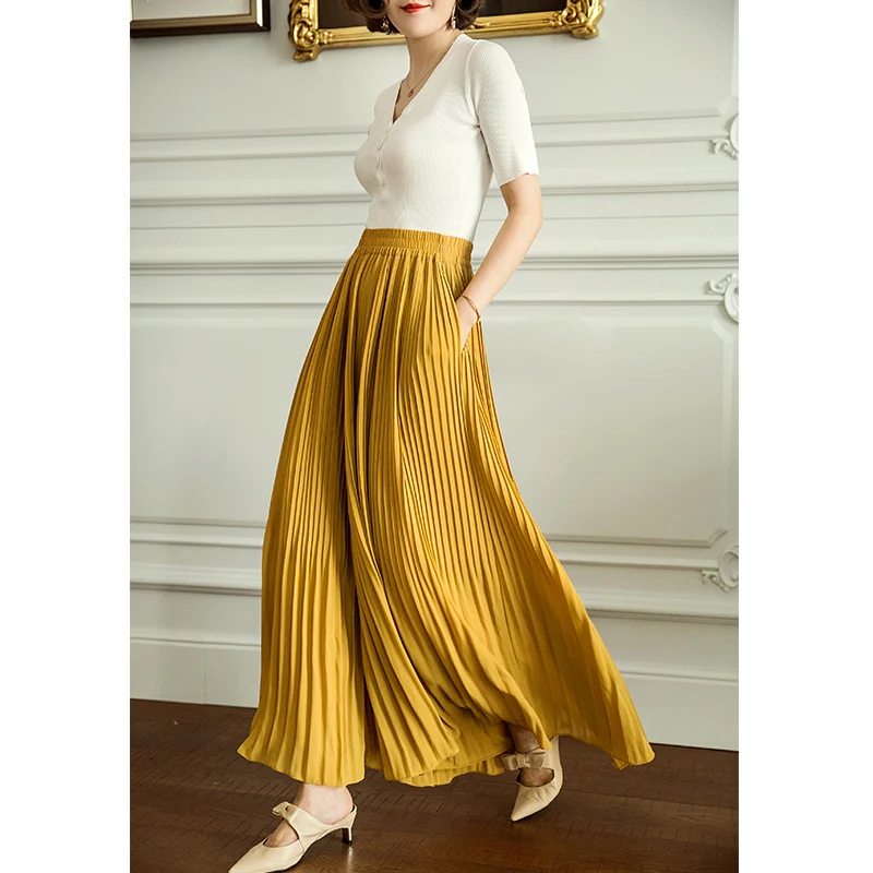 

Show thin and have the model to press the pleated big skirt-pants hundred pleats long loose wide leg pants free shipping