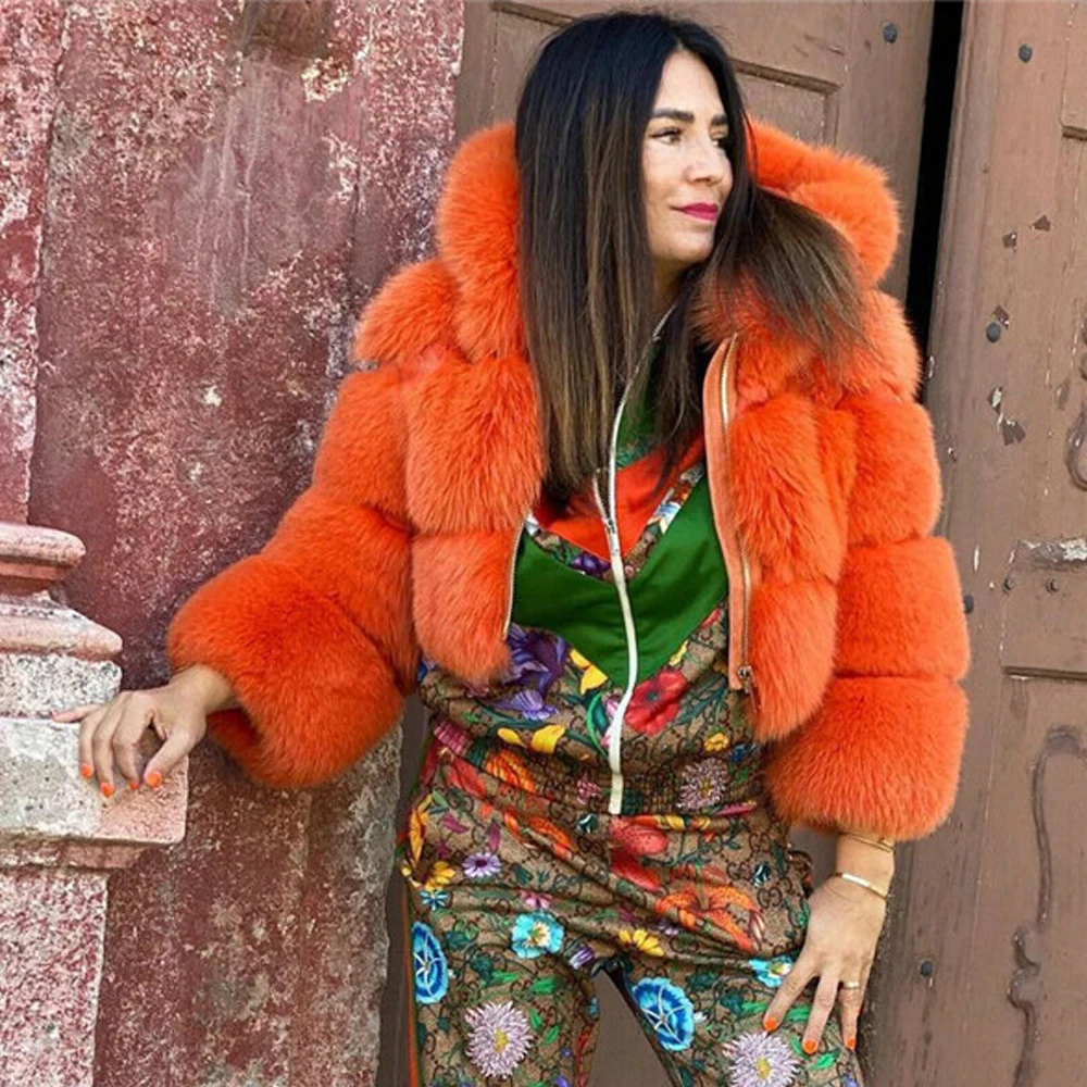 Fashion Pink Short Natural Fox Fur Jacket with Hood Winter New Women Whole Skin Genuine Fox Fur Coats Female Trendy Fur Overcoat