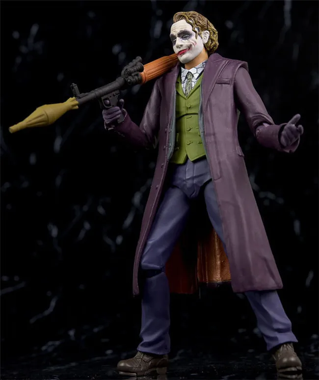 

Batman Dark Knight Clown Heath Ledger 6-inch model toy movable joint doll model hand-made toy 3 generation clown Joker